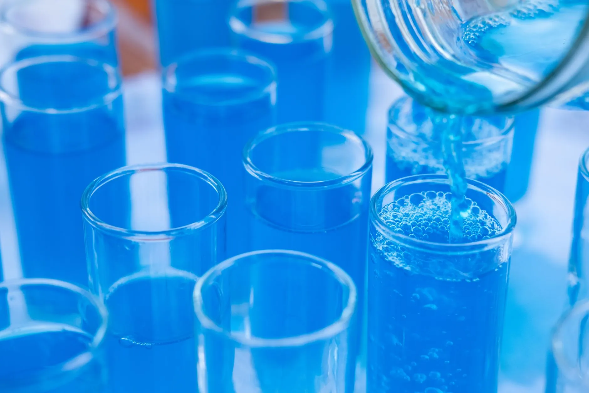 汽摩配件精密注塑成型工艺要点与质量管控方案
