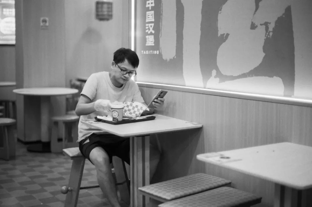 重庆顺工巧精密模具注塑成型工艺在汽摩配件中的应用优势分析