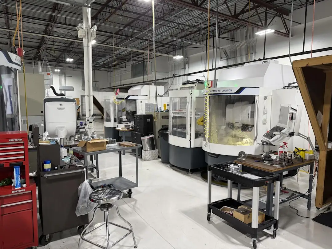 重庆顺工巧精密模具注塑成型加工精度控制标准解析