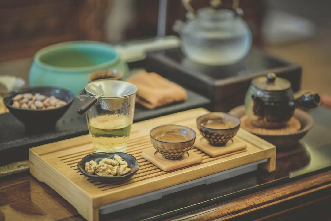 汽摩配件精密注塑零部件的材料选型与注塑加工工艺对比