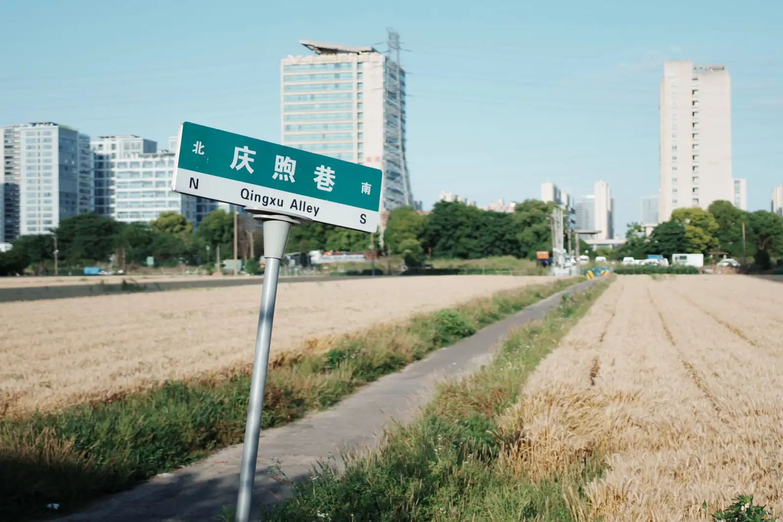 汽摩配件与电子行业精密注塑零部件定制方案及案例分享