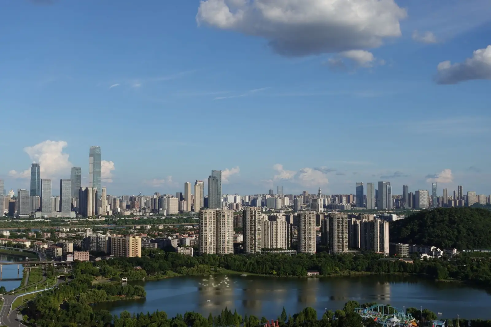 精密注塑模具试模流程优化与质量管控要点