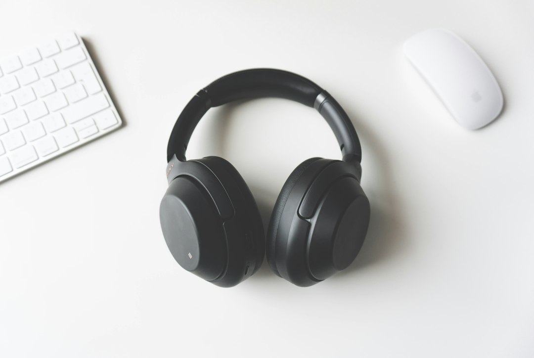 电子行业塑胶产品注塑成型技术发展趋势与应用案例